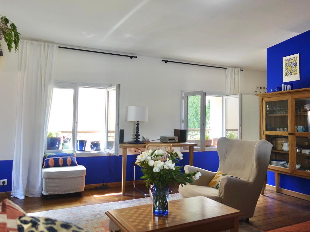 Apartment Pommier Bleu ! Netflix Prime Video *